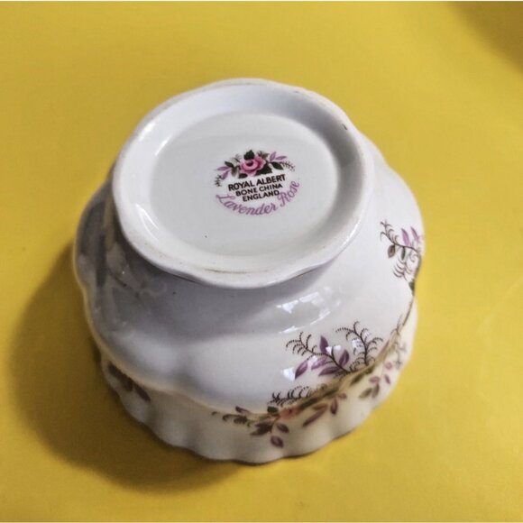 Royal Albert Lavender Rose Cream & Sugar Bowl Set Like New - Picture 13 of 16